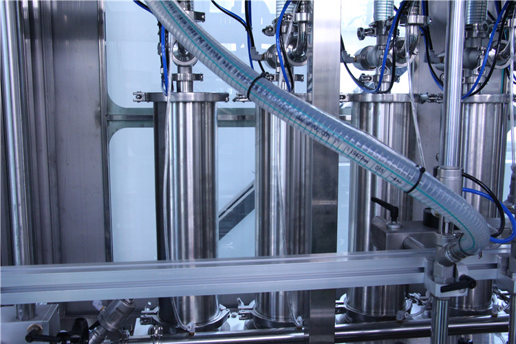 maszyna do napełniania czekolady