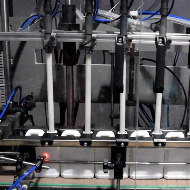 maszyna do napełniania płynów korozyjnych